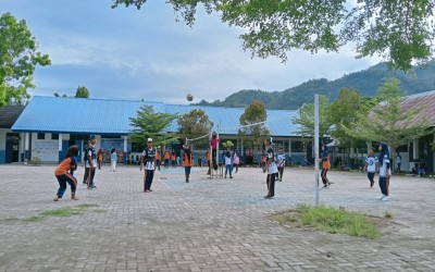 PORSENI ANTAR KELAS DI SMP NEGERI 1 MALUNDA JADI WADAH EKSPRESI DAN PRESTASI SISWA